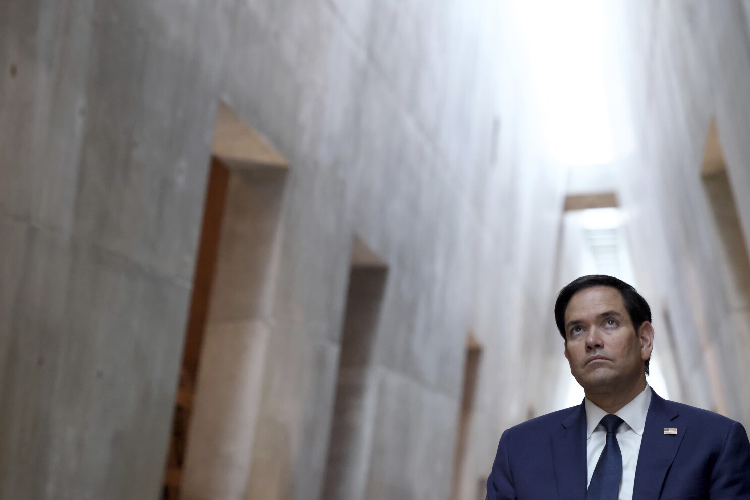 Rubio Arrives in Saudi Arabia for High-Level Talks with Russia on Ukraine Conflict