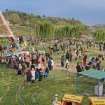 Tourists Flock to Srinagar Gardens, Bringing Both Joy and Traffic Woes
