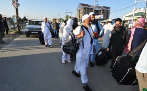 Emotional Farewells and Spiritual Hopes: 642 Pilgrims Begin Their Sacred Journey from Srinagar