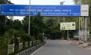 Flights Take Off Again at Srinagar Airport, Bringing a Breath of Relief to Kashmiris
