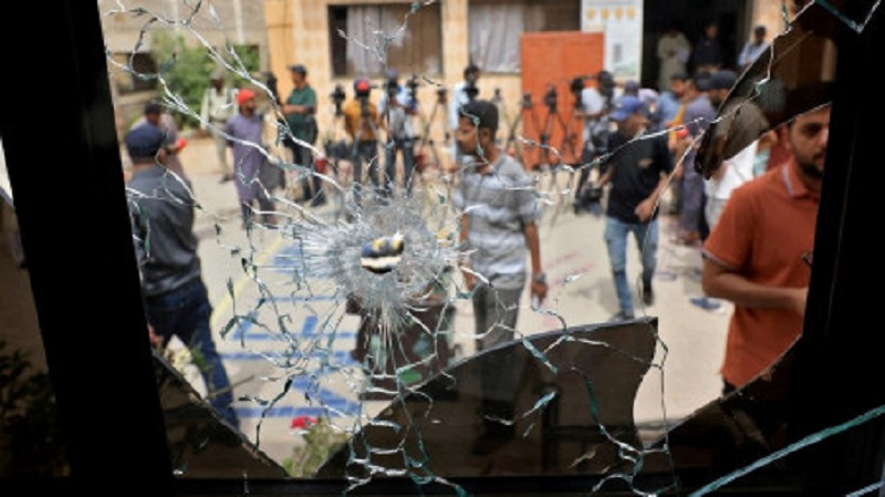 Chaos and Desperation: Over 200 Inmates Escape Karachi Jail Amid Earthquake Panic