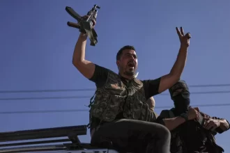 Syria and Israel Reach Fragile Ceasefire Amid Deepening Crisis in Sweida