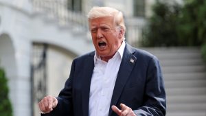 Global Trade Tensions Rise as Trump’s Tariff Threat Sparks Outcry from EU and Mexico