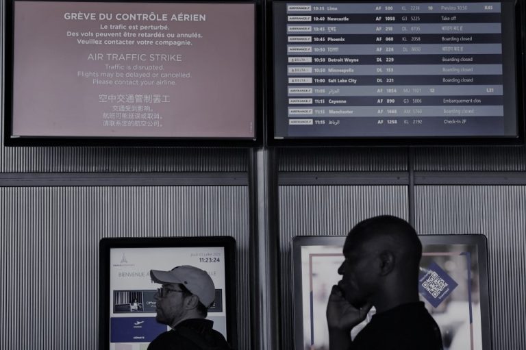 Iran Reopens Skies and Airports After Turbulent Weeks of Conflict
