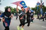 ‘Fly It Proudly’: Fahmi Urges Malaysians to Display Jalur Gemilang for Unity and Patriotism