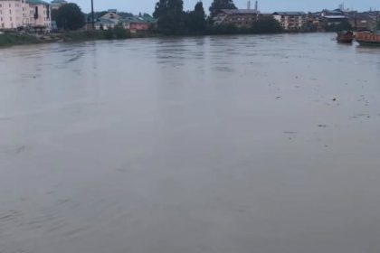 Flood Declared in Jhelum: Kashmir on High Alert After River Crosses Danger Mark