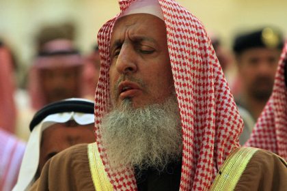 Grand Mufti Al-Asheikh, Who Shaped Saudi Islam for Over Two Decades, Passes Away