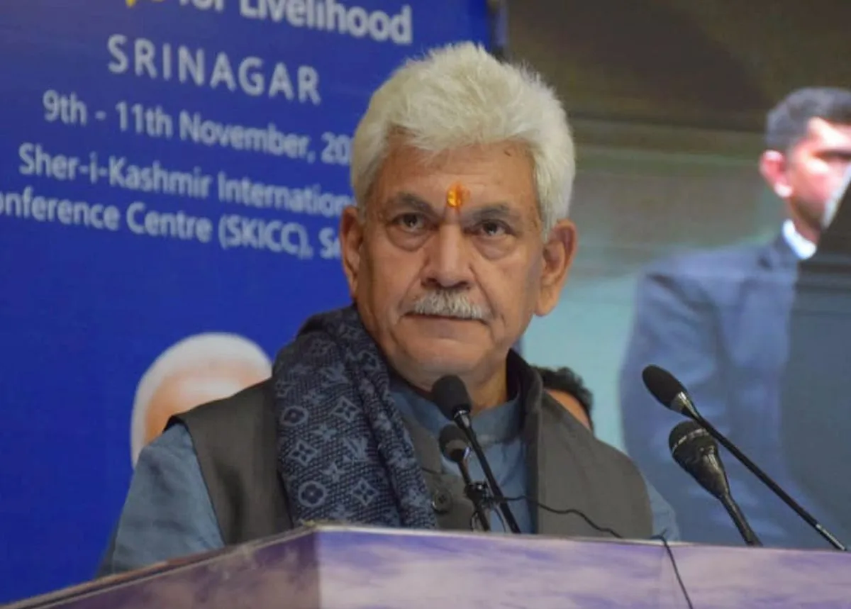 Delhi Blast: LG Manoj Sinha Urges Citizens to Stand United Against Terrorism