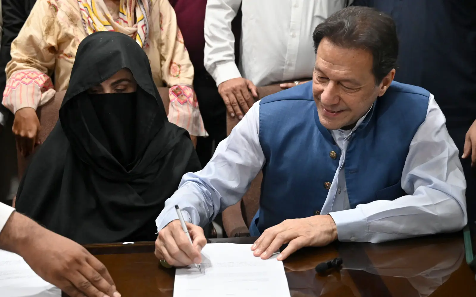 Pakistan Court Sentences Imran Khan and Wife Bushra Bibi to 17 Years in Toshakhana 2 Corruption Case