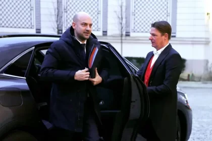 France Coordinates With Allies on Possible U.S. Move Regarding Greenland