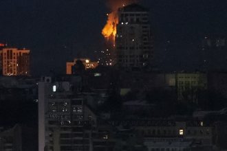 Ukraine Agrees to Tiered Ceasefire Enforcement Framework with US and Europe