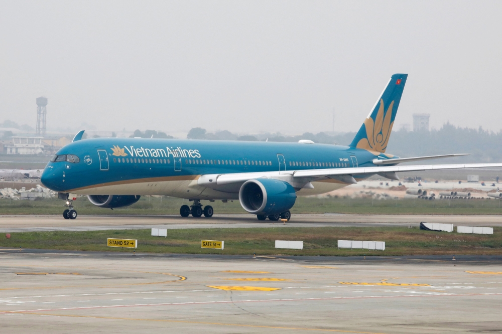 Vietnam Airlines to Reduce Domestic Flights Amid Fuel Shortages Triggered by Mideast Conflict