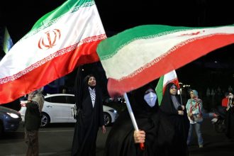 iran warns middle east conflict could expand if us and israel launch fresh attacks