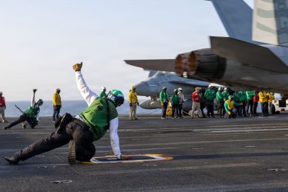 China urges immediate and complete end to Middle East conflict as tensions threaten global stability