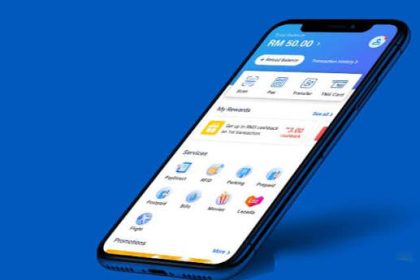 E-wallets are no longer just for the young Malaysians of all ages are going cashless
