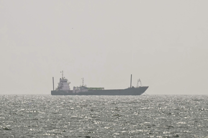 Iran and Oman Move Toward New Strait of Hormuz Shipping Route Agreement Amid Rising Regional Tensions