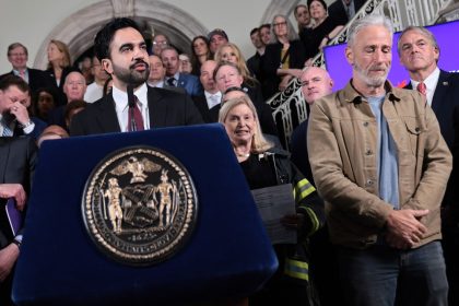 New York releases 911 documents raising fresh questions about toxic air warnings