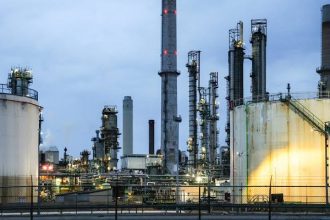 Oil majors face spending test from Iran war windfall cash